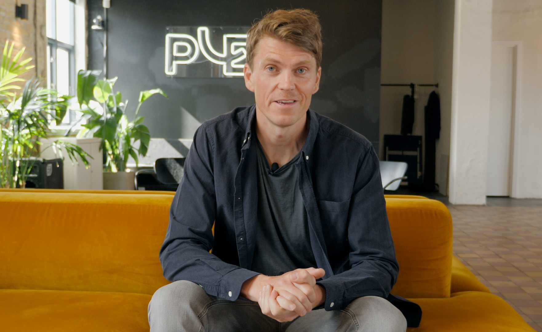 Read more about the article GRILLED by TechBBQ #01: Interview with CEO & Co-founder of Pleo, Jeppe Rindom​